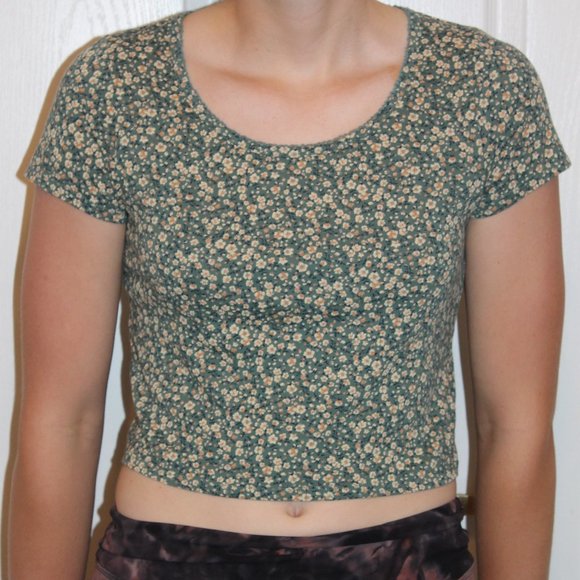 American Eagle Cropped T-Shirt - Picture 1 of 3